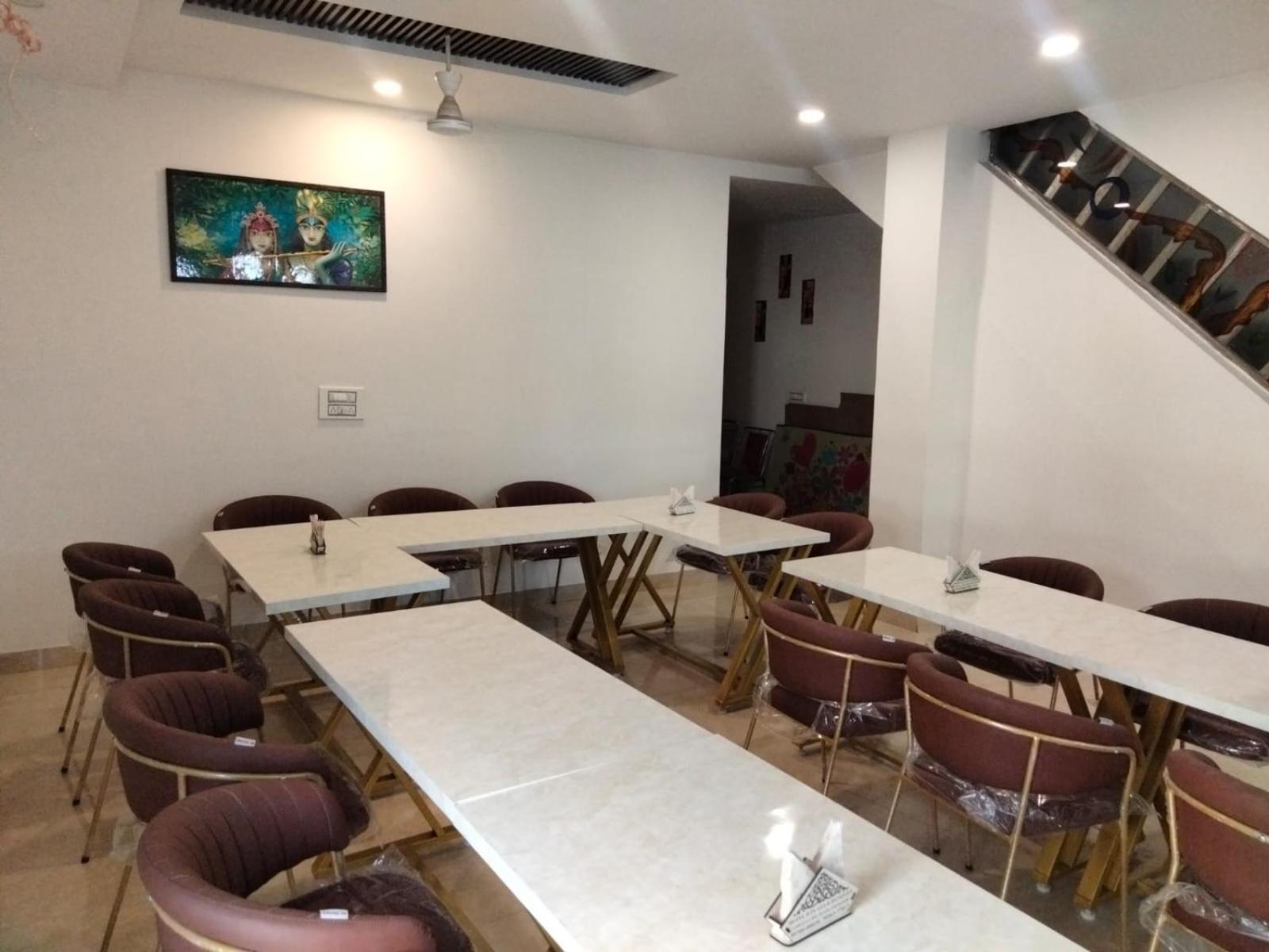 Hotel D Plaza Zirakpur Kültér fotó