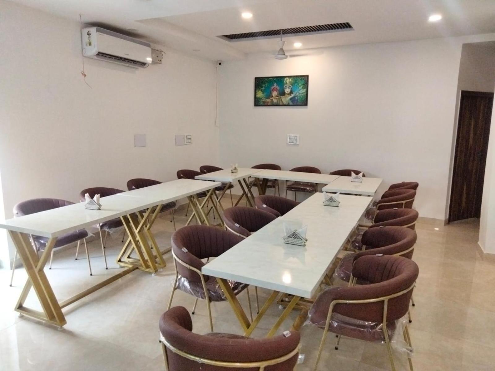 Hotel D Plaza Zirakpur Kültér fotó