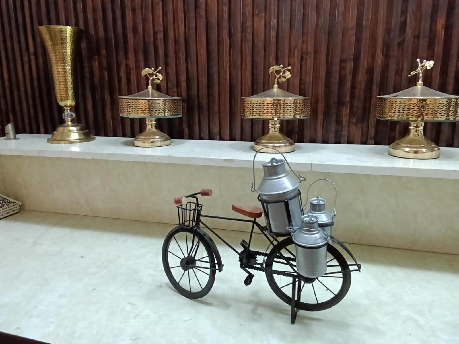 Hotel D Plaza Zirakpur Kültér fotó